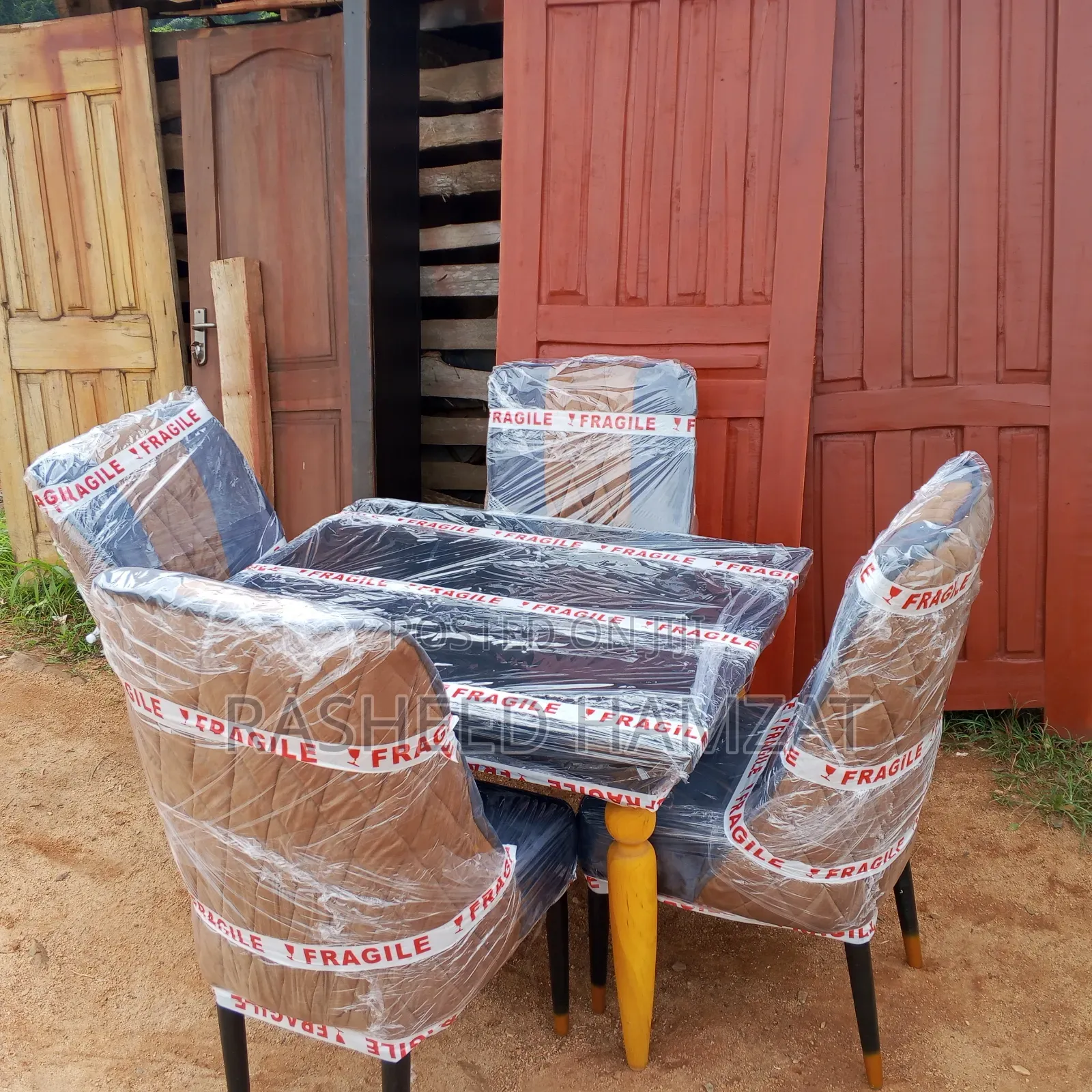 Daining Chair and Table
