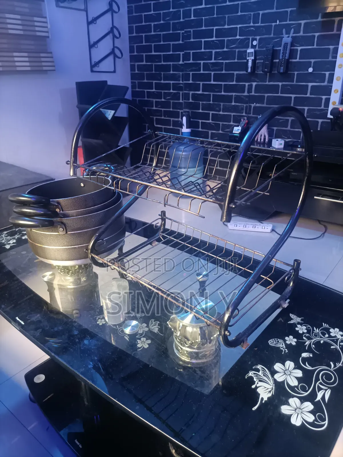Pots and Plates Rack