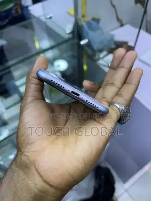 Apple iPhone 11 64 GB Purple