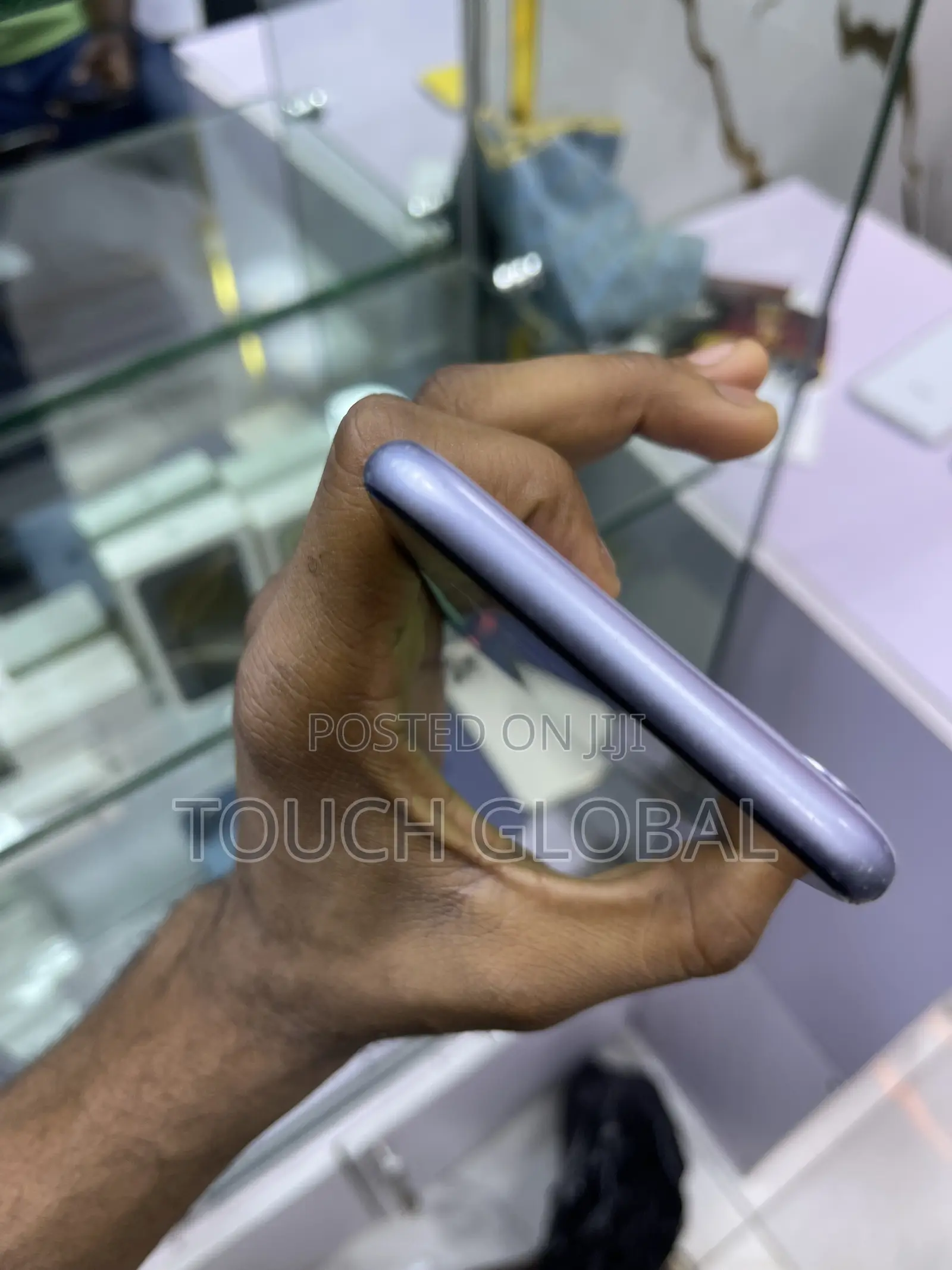 Apple iPhone 11 64 GB Purple