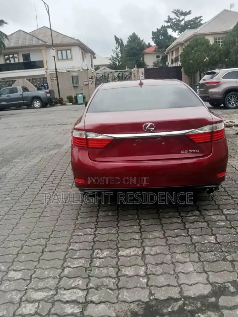 Lexus ES 2014 Red