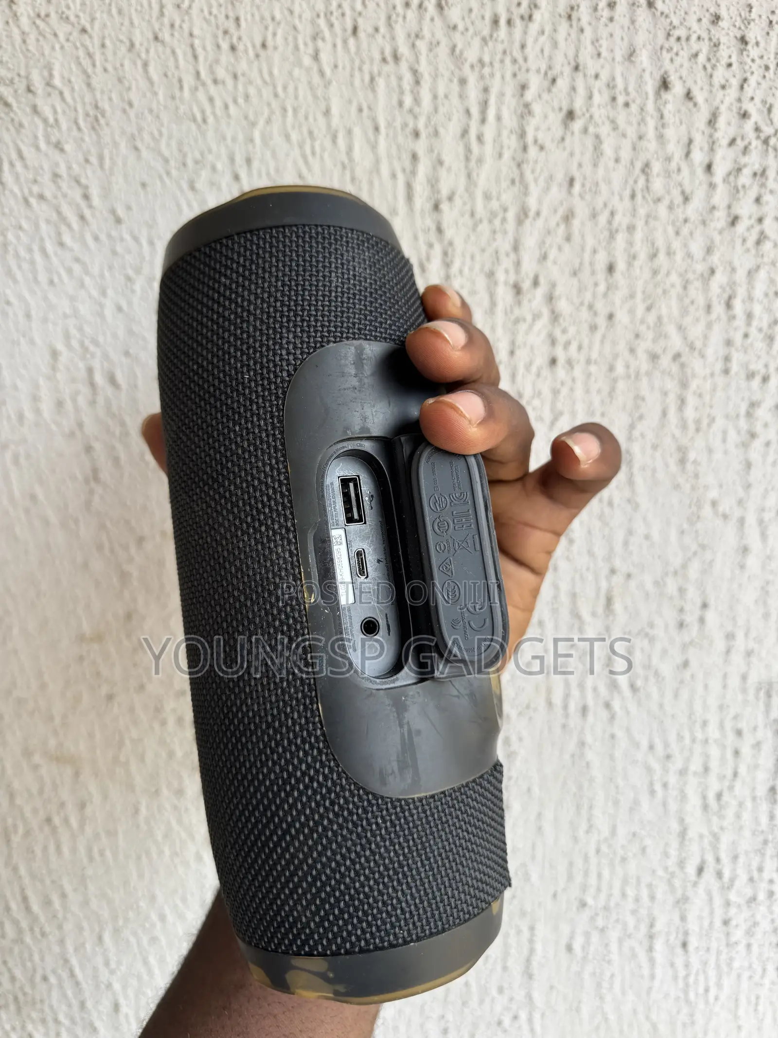 JBL Charge 3