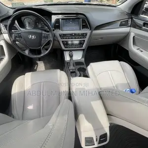 Hyundai Sonata Limited 2.0T Seban (2.0L 4cyl 6A) 2016 Silver