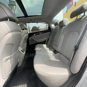 Hyundai Sonata Limited 2.0T Seban (2.0L 4cyl 6A) 2016 Silver
