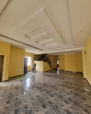 4bdrm Townhouse / Terrace in Kaura for rent