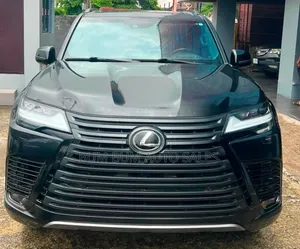 Lexus LX 600 2024 Black