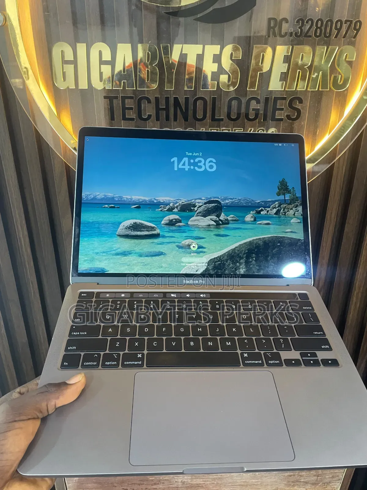 Laptop Apple MacBook Pro 2018 16GB Intel Core i7 SSD 512GB