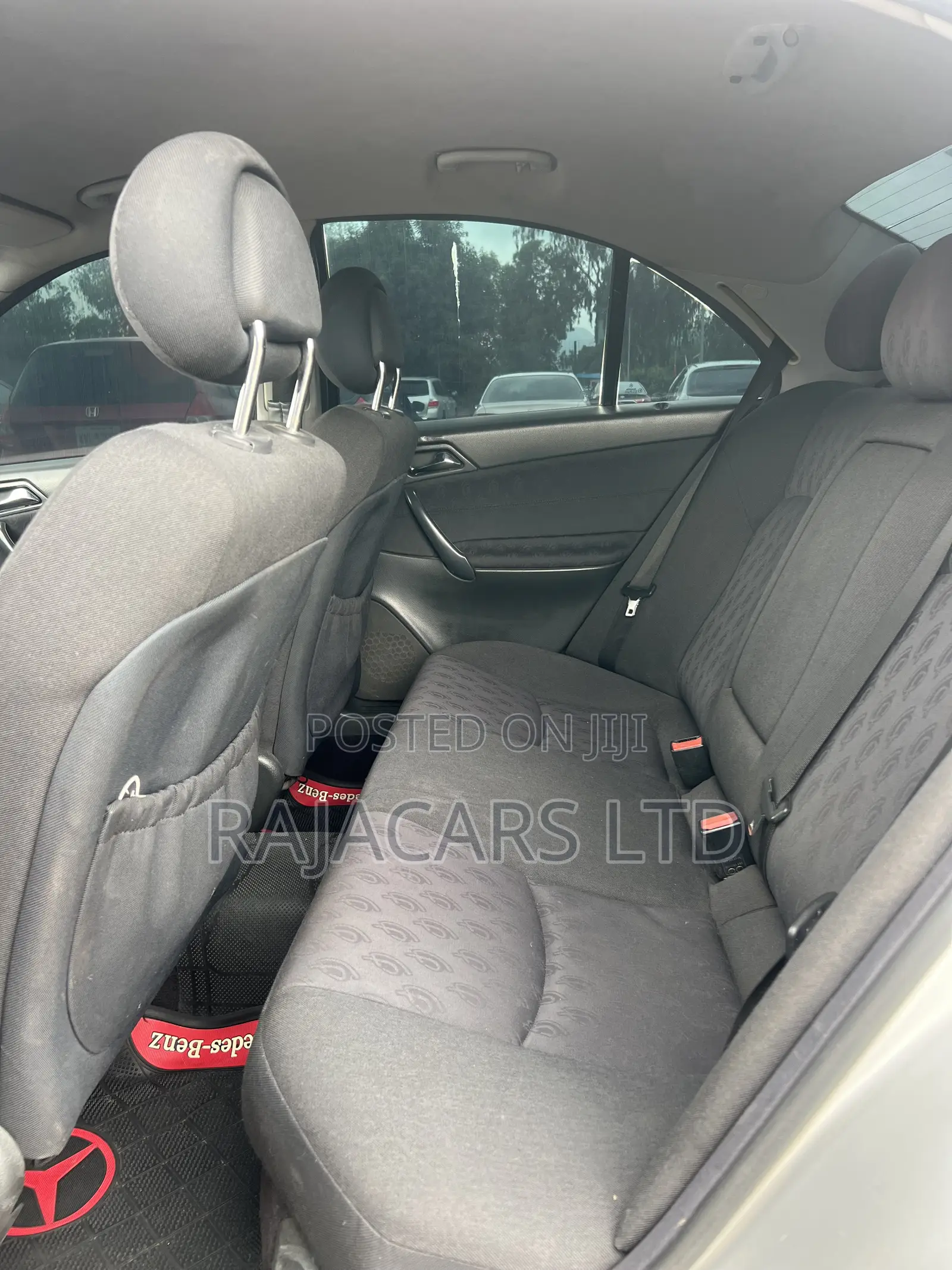 Mercedes-Benz C200 2005 Silver