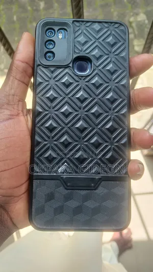 Infinix Hot 9 Play 32 GB Blue