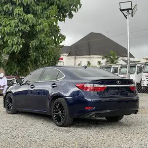Lexus ES 2013 Blue