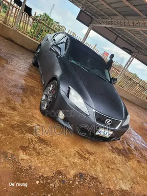 Lexus IS 2010 Matt Black