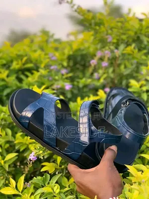 Bespoken Sandal