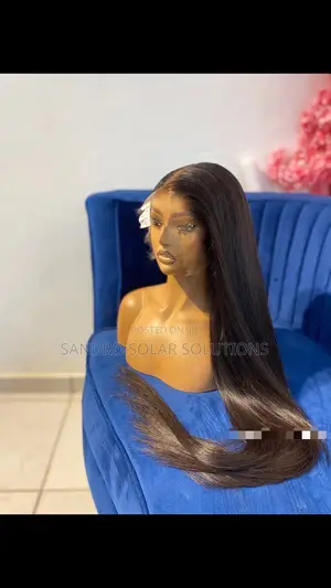 Sandro Hairs