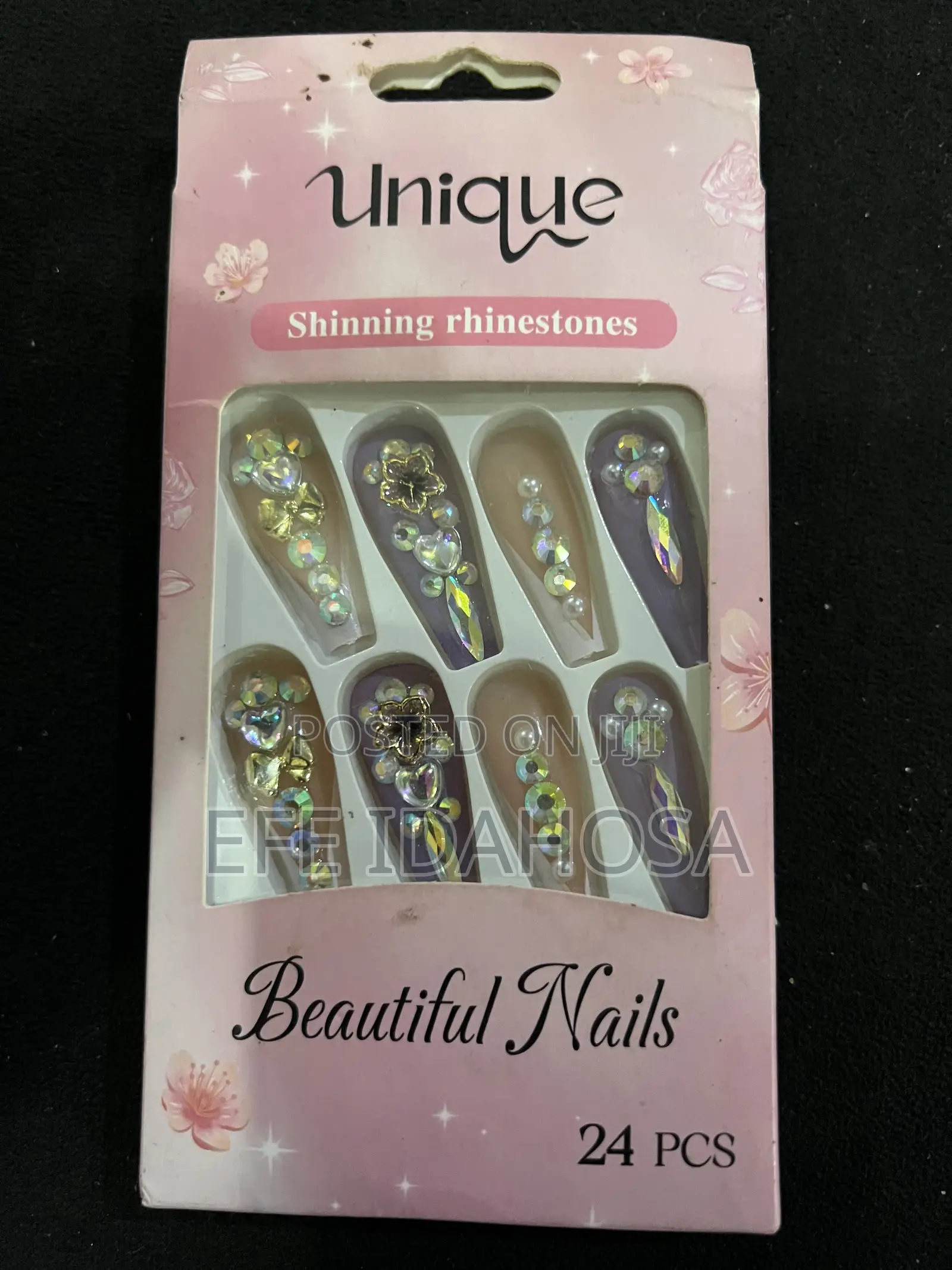 Unique Press-on Nails