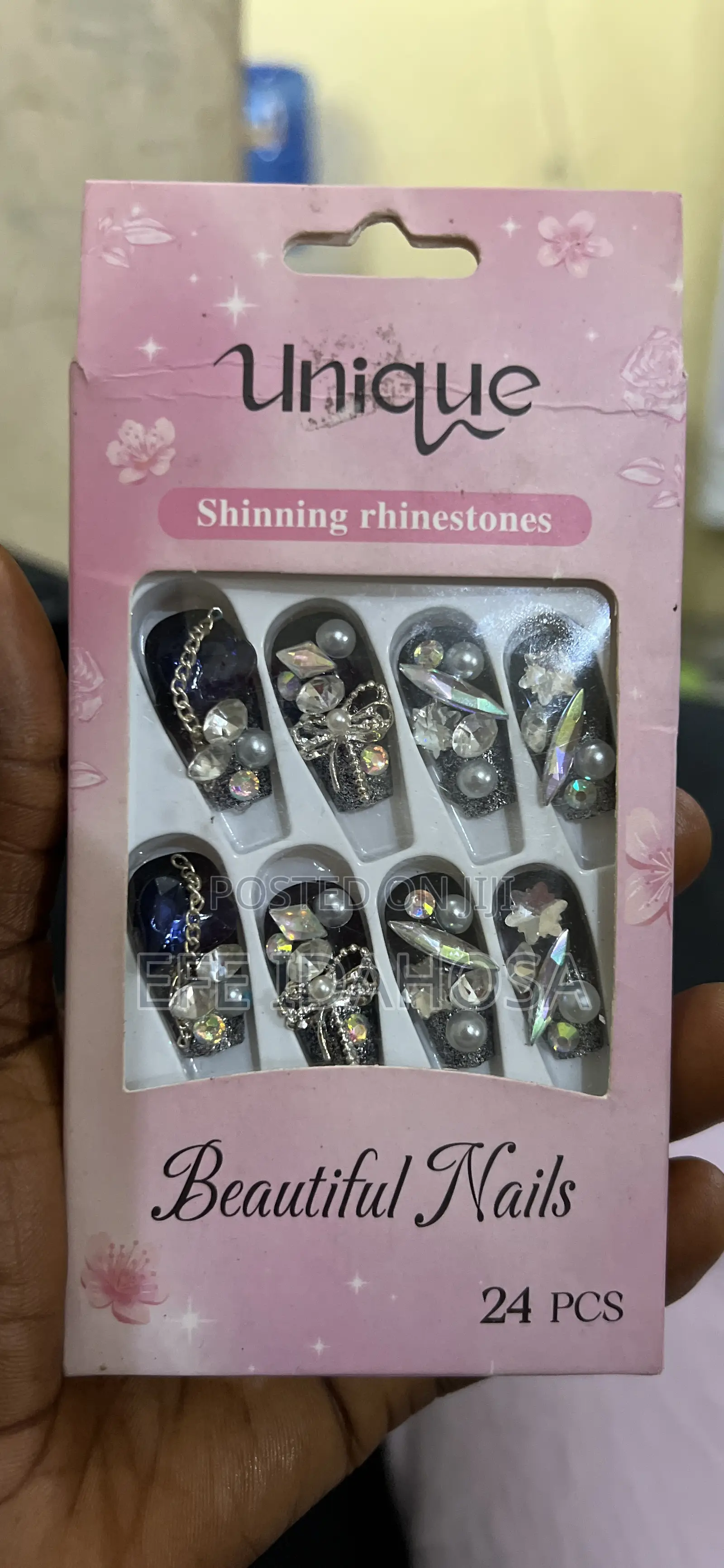 Unique Press-on Nails