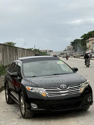 Toyota Venza XLE 2011 Black