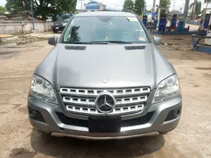 Mercedes-Benz M Class 2011 Gray