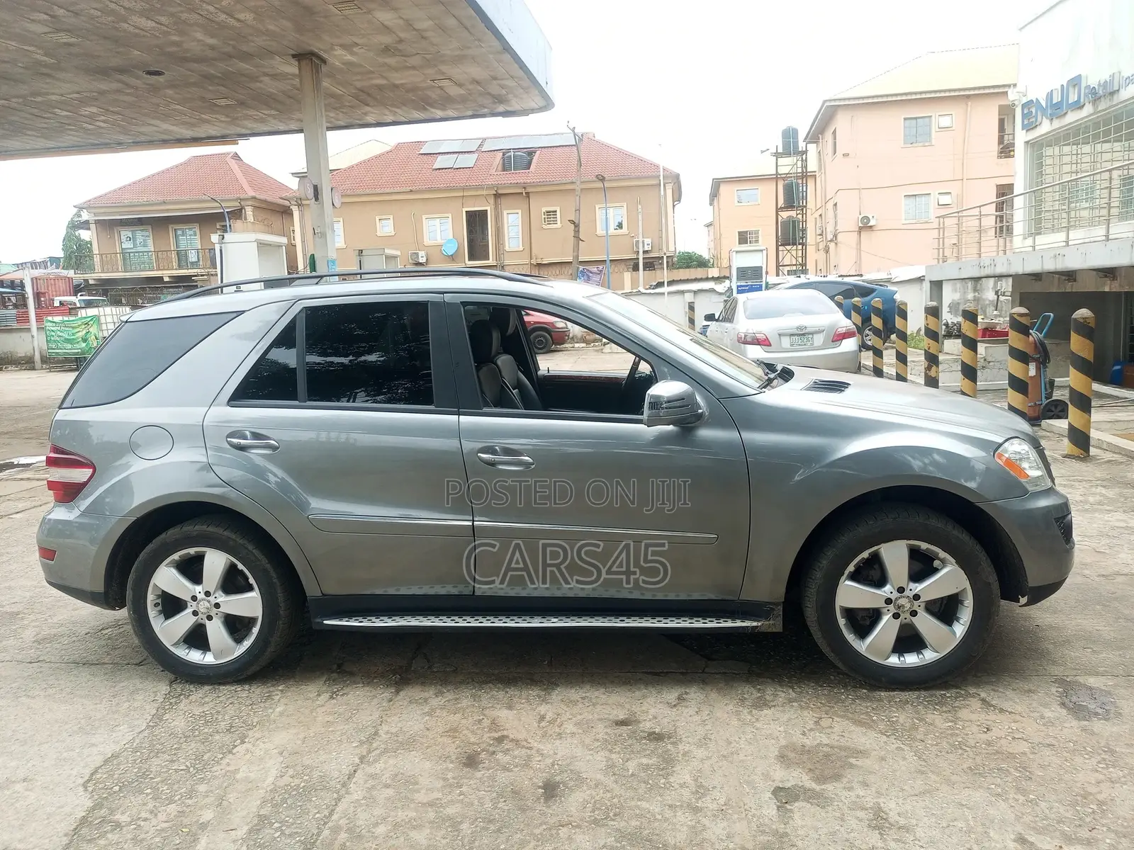 Mercedes-Benz M Class 2011 Gray
