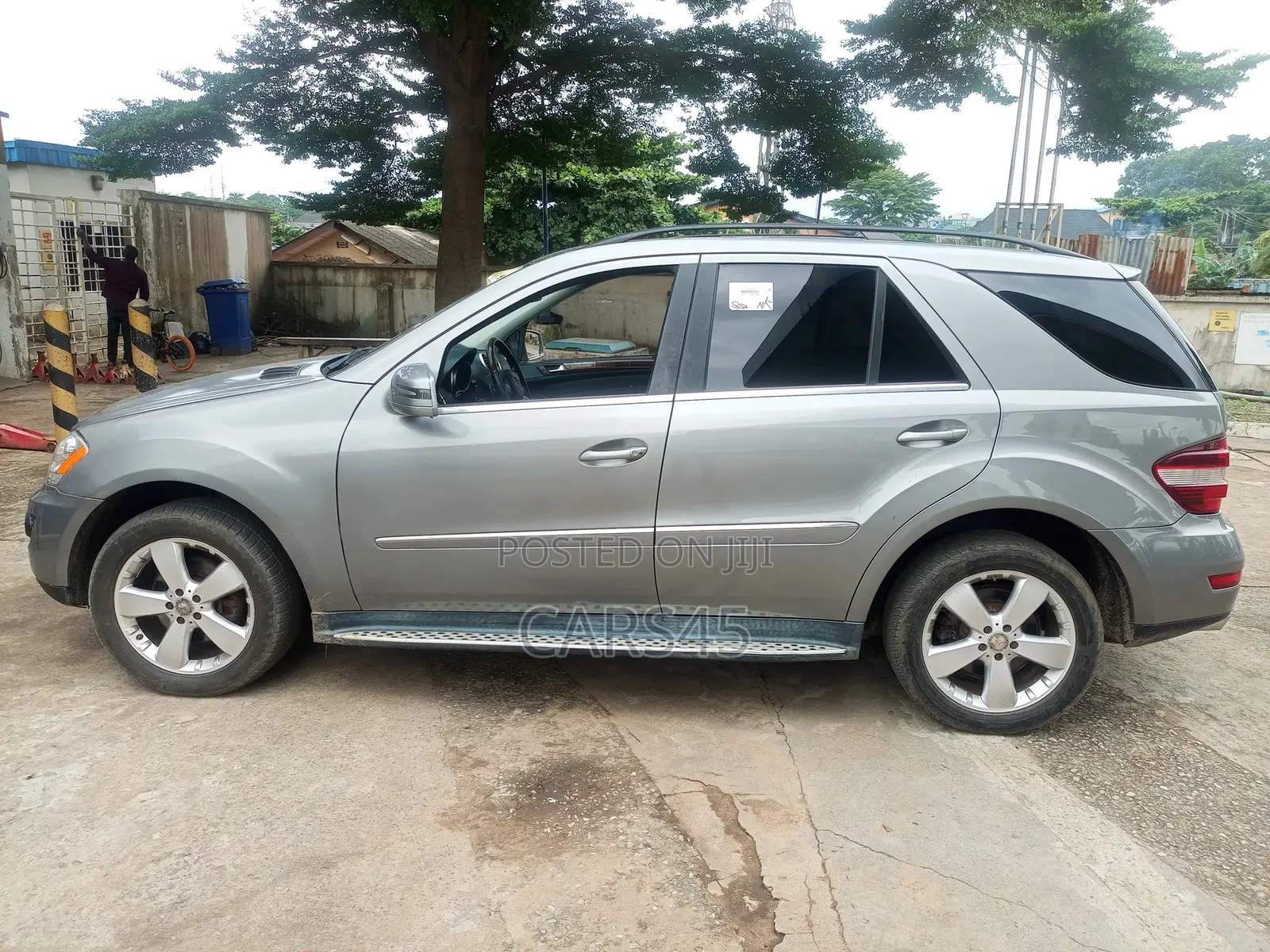 Mercedes-Benz M Class 2011 Gray