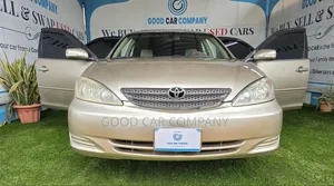 Toyota Camry 2003 Gold