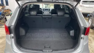 Hyundai Santa Fe 2018 Silver