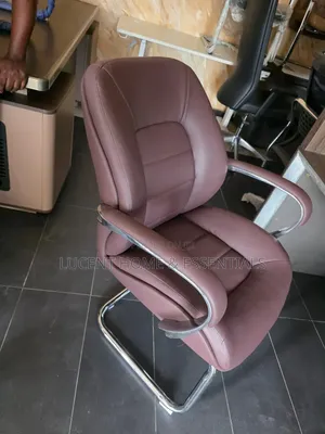 Luxury Brown Padded Office Visitor Chair With Chrome Frame