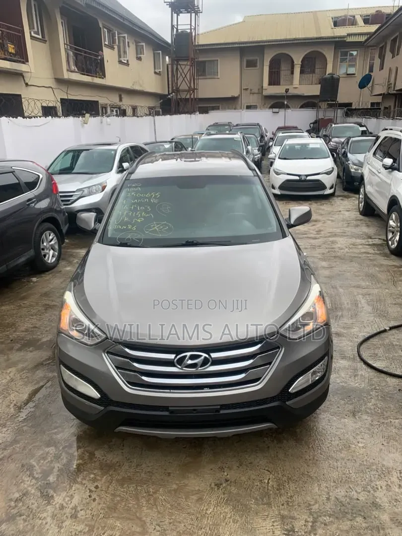 Hyundai Santa Fe 2014 Gray