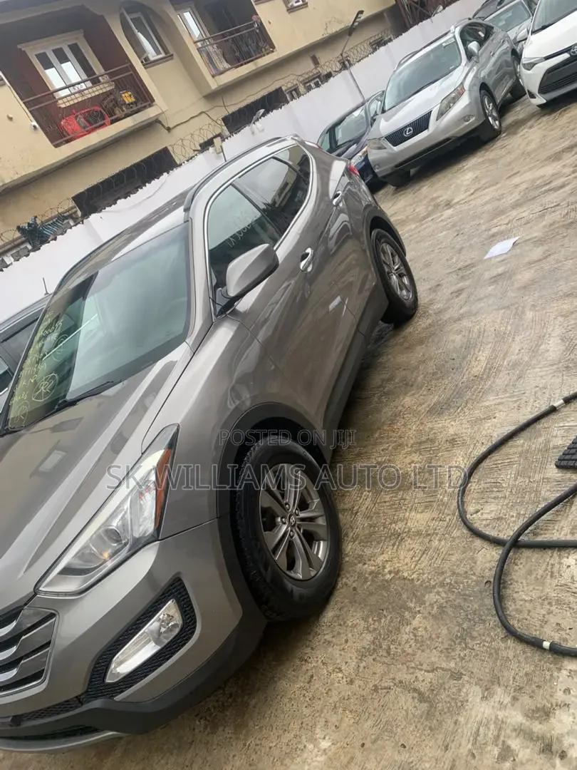 Hyundai Santa Fe 2014 Gray