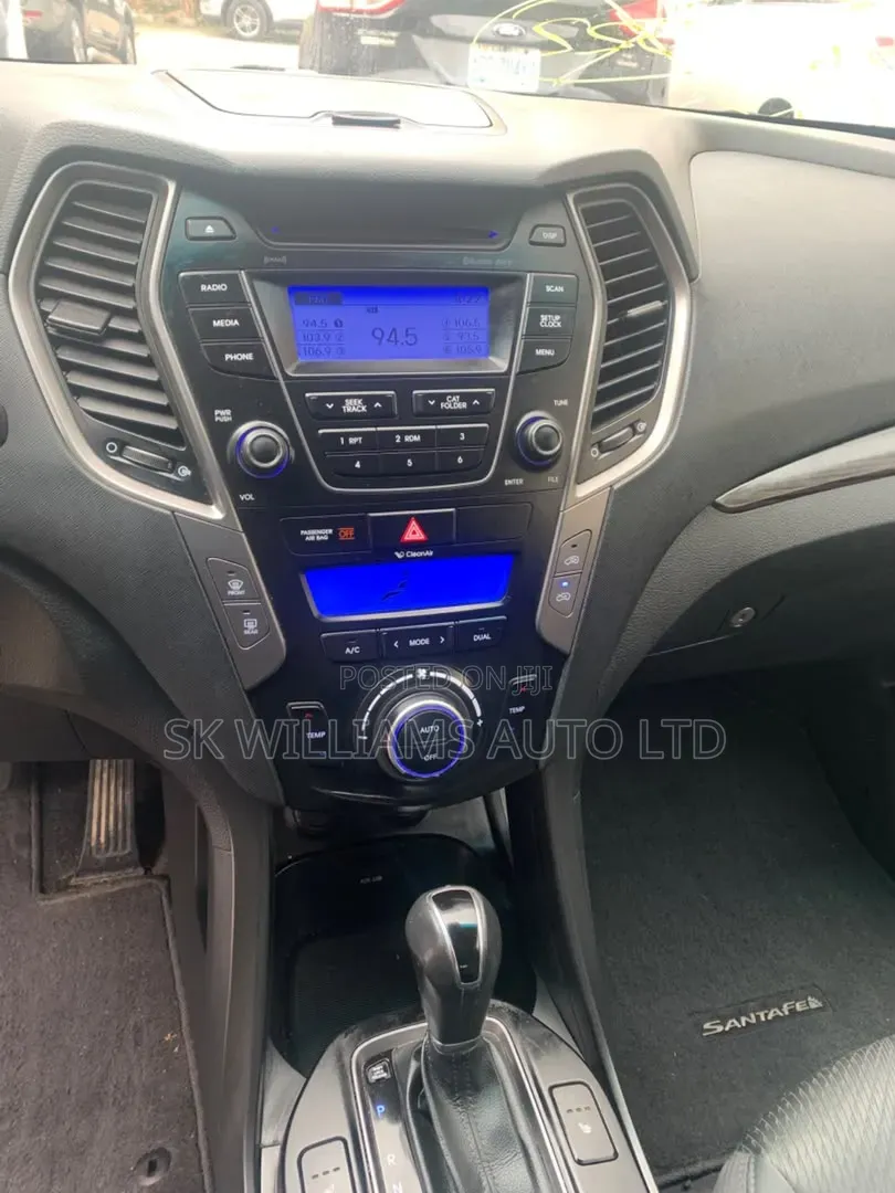 Hyundai Santa Fe 2014 Gray