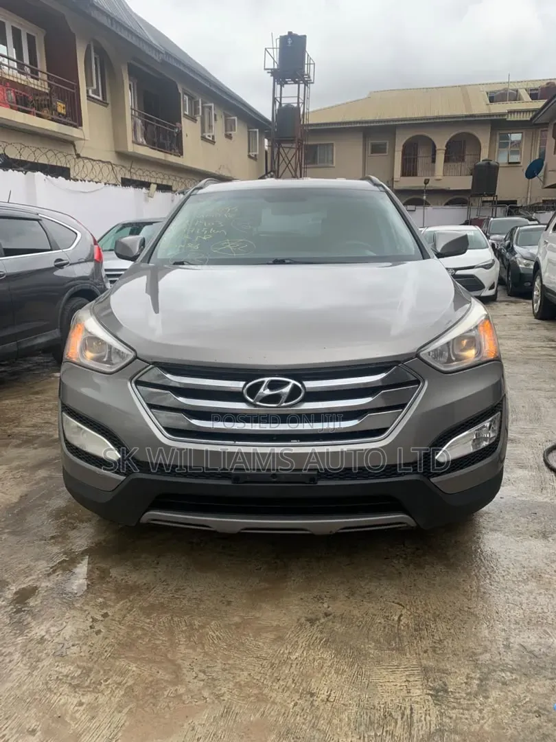 Hyundai Santa Fe 2014 Gray