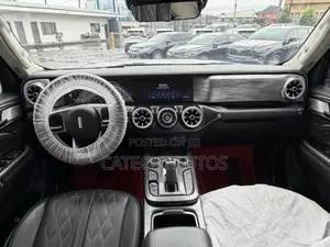 Car 2022 White
