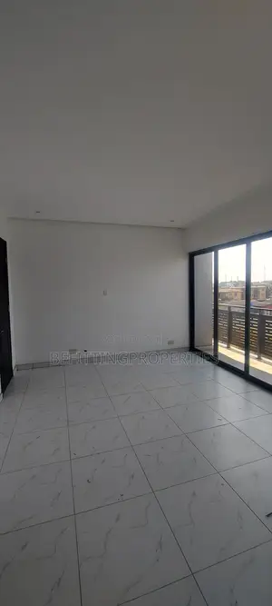 4bdrm Duplex in Ilupeju for sale