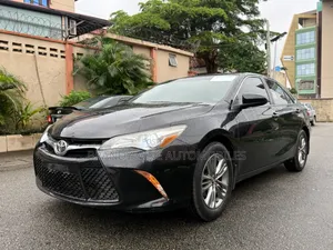 Toyota Camry 2017 Black