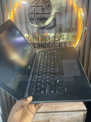 Laptop Dell Latitude 3380 8GB Intel Core i3 SSD 128GB