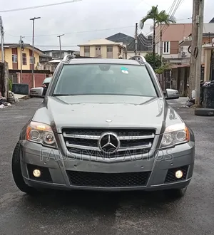 Mercedes-Benz GLK-Class 2010 Gray