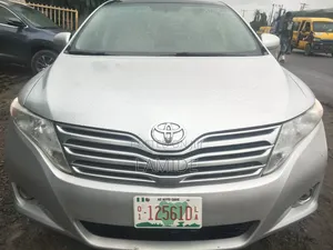 Toyota Venza 2011 Silver