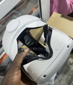 Neatly Used Oculus Quest 2 Vr Headset