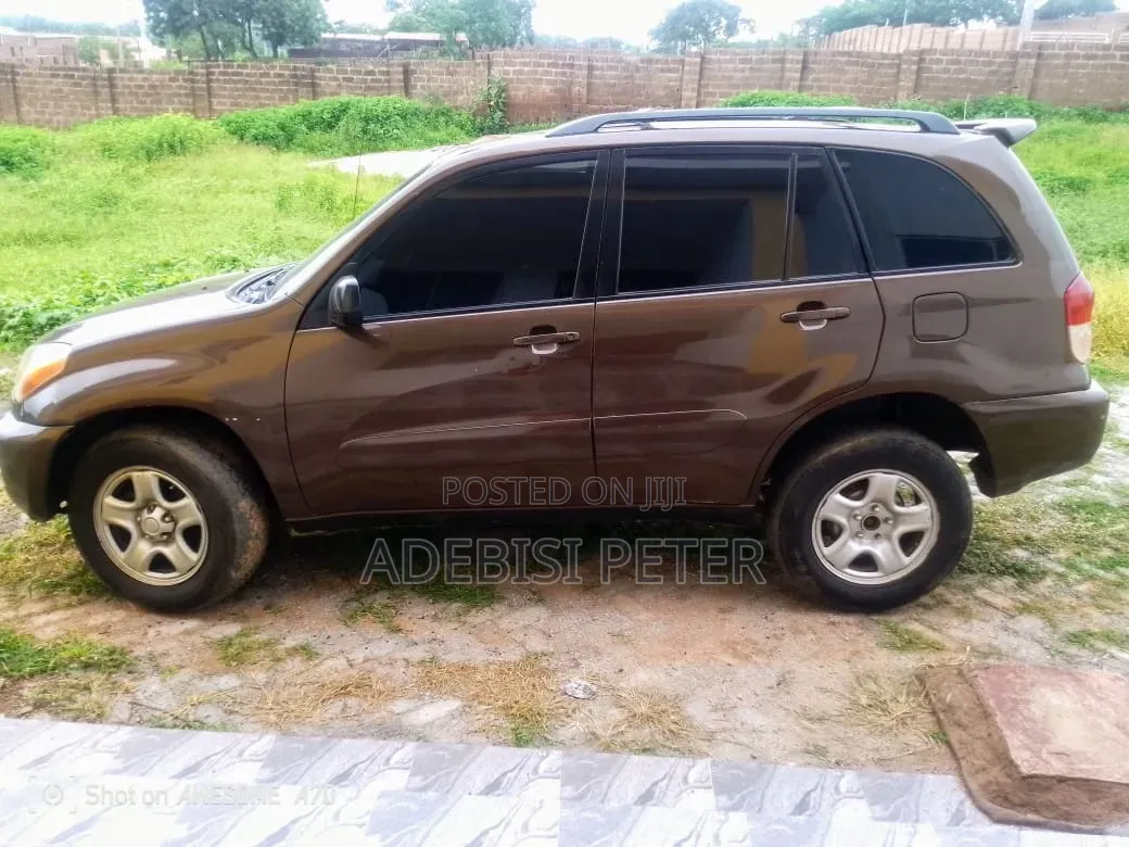 Toyota RAV4 Automatic 2003 Red