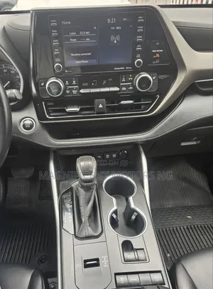 Toyota Highlander 2020 Silver