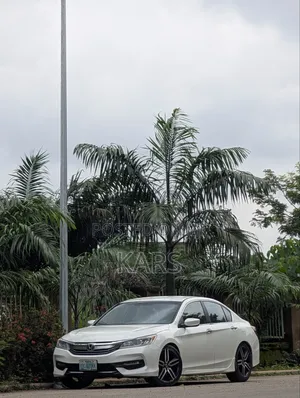 Honda Accord 2016 White