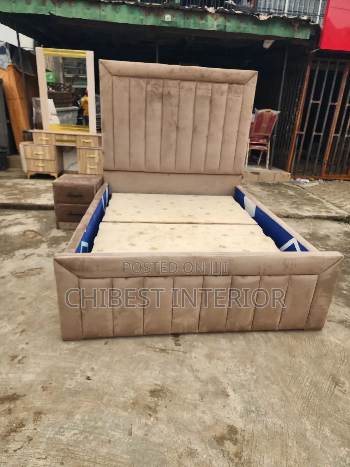 Neatly Padded 4.5by6 Bed With Cupboard
