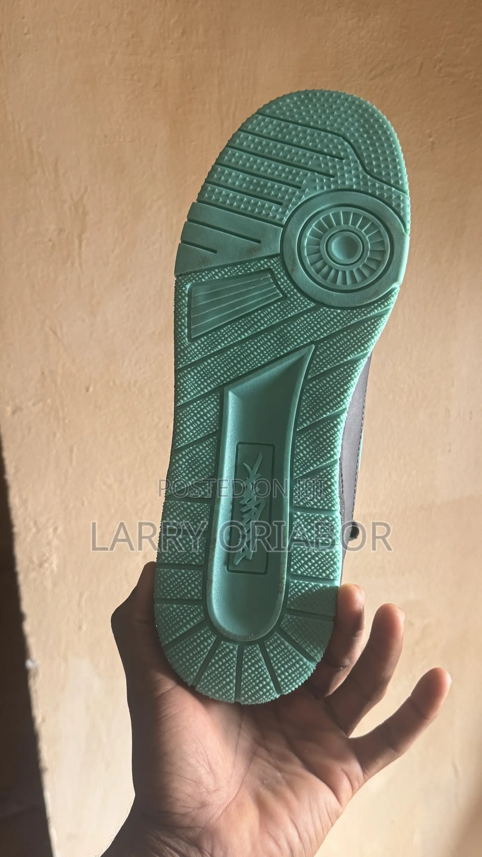 Men’s Shoe