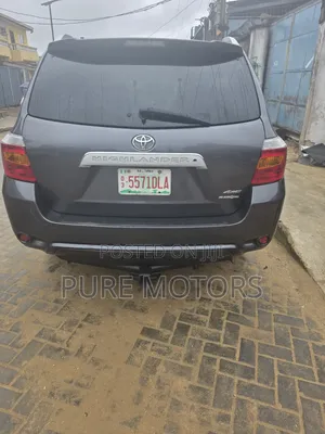 Toyota Highlander 2010 Gray