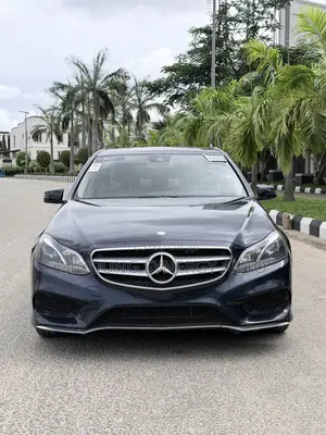 Mercedes-Benz E350 2014 Blue