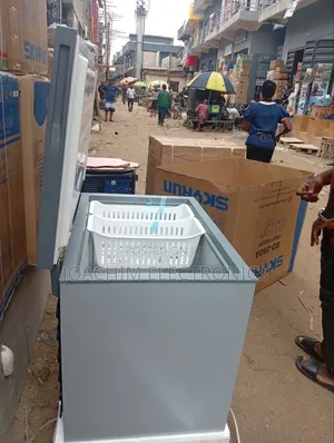 Original Skyrun Chest Frezzer 260L