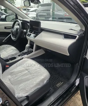 Toyota Corolla Cross 2025 Black