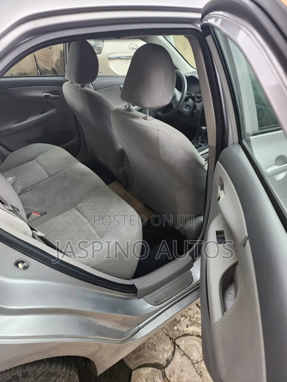 Toyota Corolla 2009 Silver
