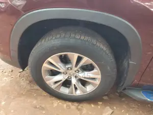 Toyota Highlander 2015 Brown