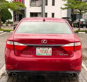 Lexus ES 2013 Red