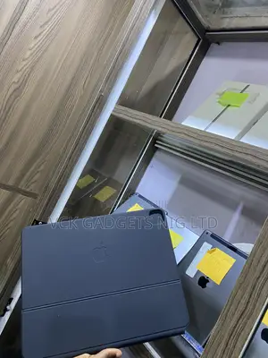 iPad Pro 12.9inch Magic Keyboard